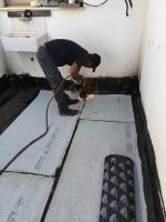 ביצוע הלחמת יריעות ביטומניות בגג בית מלון - חברת "א.א זהר איטום גגות בע"מ"